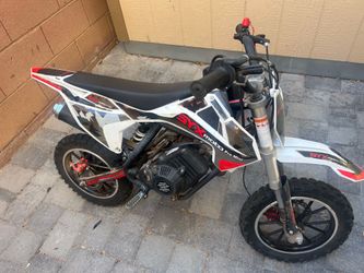 $300 moto pro mini  works great won’t start because my cousin broke the pulley sting  to start it all you need it that and it works perfect I post it 