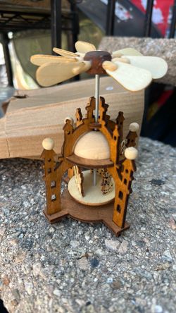 Free Christmas decoration spinner