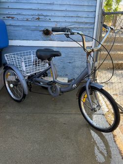 20 INCH THREE WHEEL BIKE