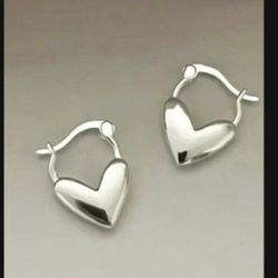 New Vintage Design Silver Heart  Shape Earrings