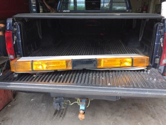 WHELEN STROBE BAR 6 MULTIPLE PATTERNS