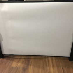Portable Projection Screen