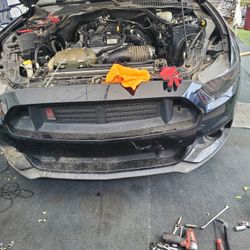 Mustan And Audi Parts