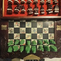 Vintage Chinese Chess Set