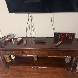 Free TV Stand