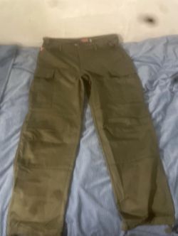 Empyre Men's Military Cargo Pants,  Size 30, Olive Green