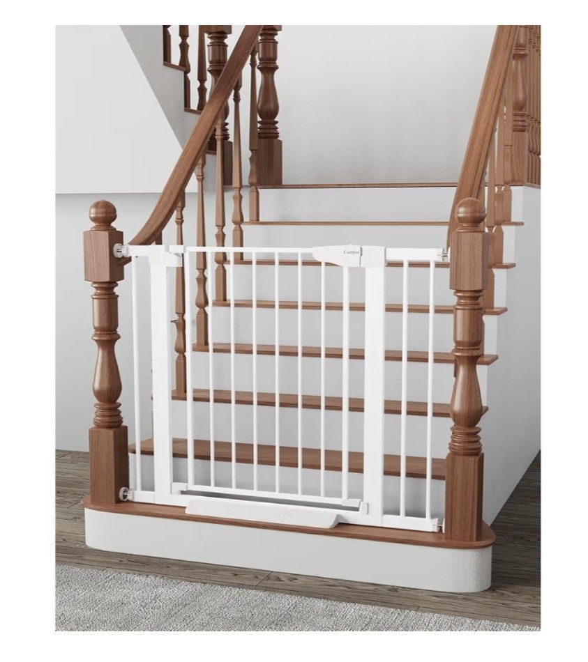 Cumbor 29.7-40.6" Baby Gate for Stairs, Mom's Choice Awards Winner-Dog Gate for Doorways, Pressure Mounted Auto-Close Gates Indoor, Safet