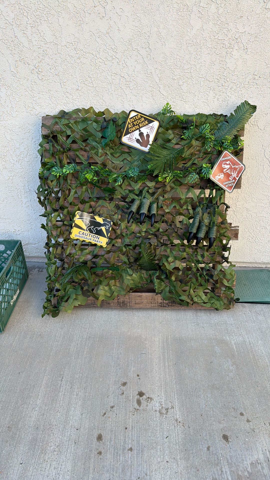 Dinosaur Theme Party Decoration