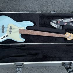 Fretless Fender Jazz Bass MIM