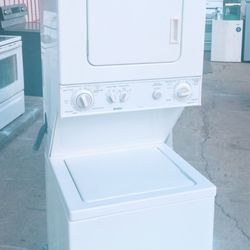 24" Stackable Washer Dryer Combo Electric 