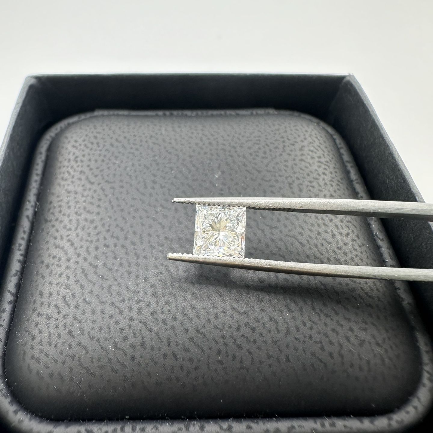 G VS2 1.50ct Square Princess Cut Diamond With Igi Certificate 