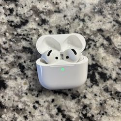 AirPods 4