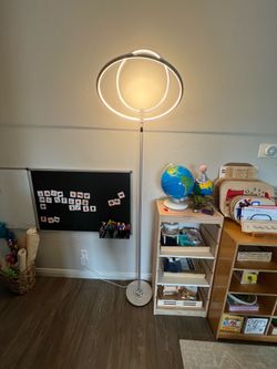 Floor lamp/light