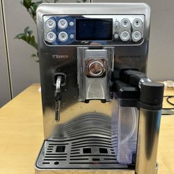 Saeco Exprelia Evo Super automatic Espresso Machine HD8857/47