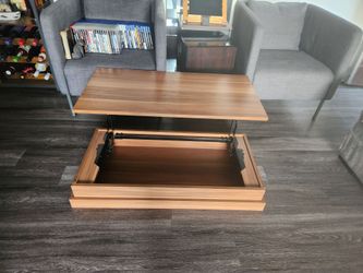 Coffee table with storage. No legs included