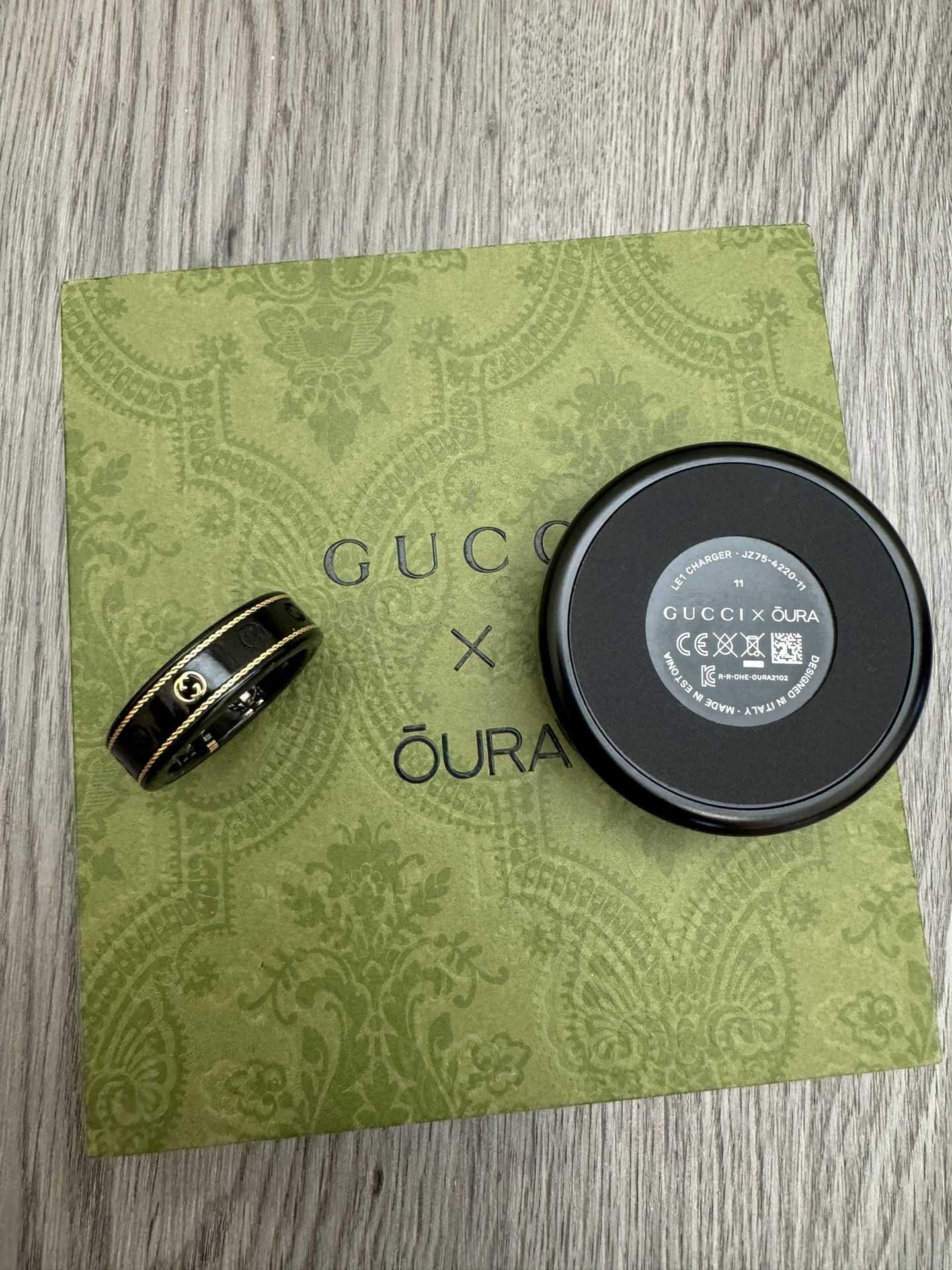Gucci Oura Ring - 18k Gold Band Gucci US Size 11 New in Box