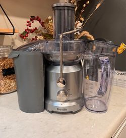 Breville Juicer – Excellent Condition