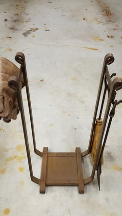 FIREPLACE LOG HOLDER