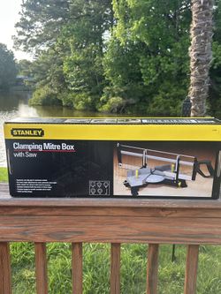STANLEY CLAMPING MITRE BOX with SAW