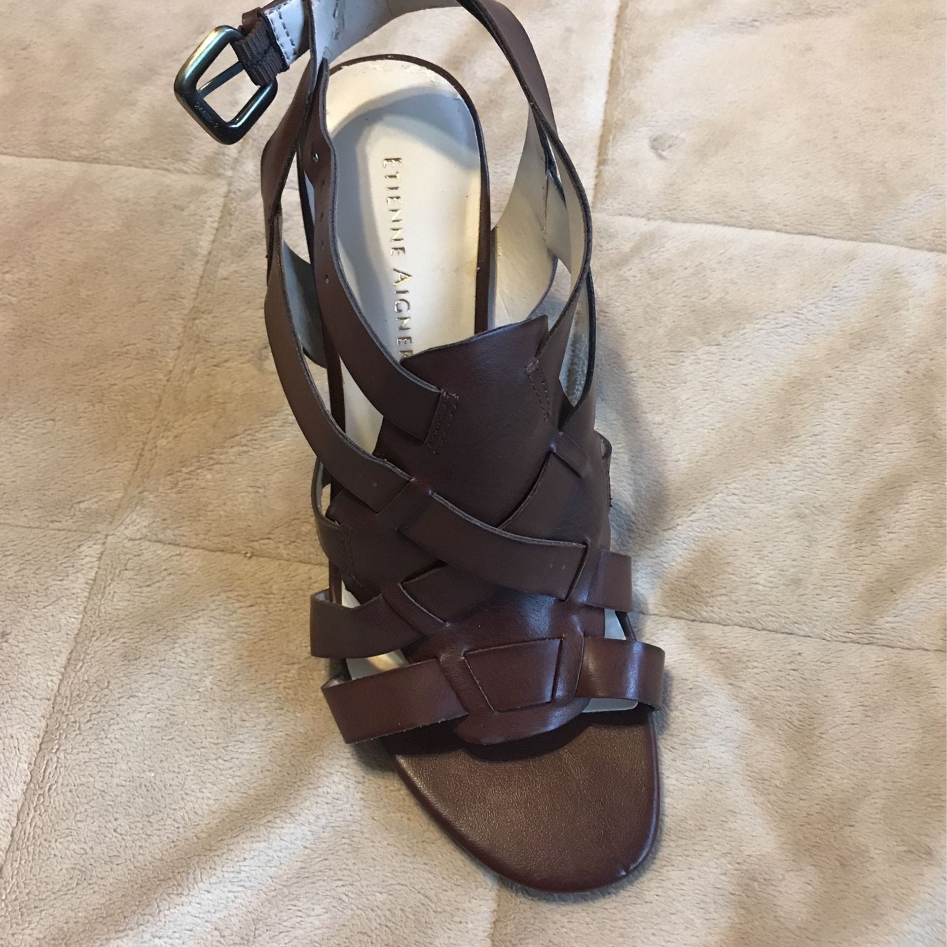 Etienne Aigner Brown Pumps E Hilari