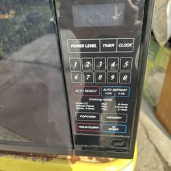 22” By 16”Quasar Microwave