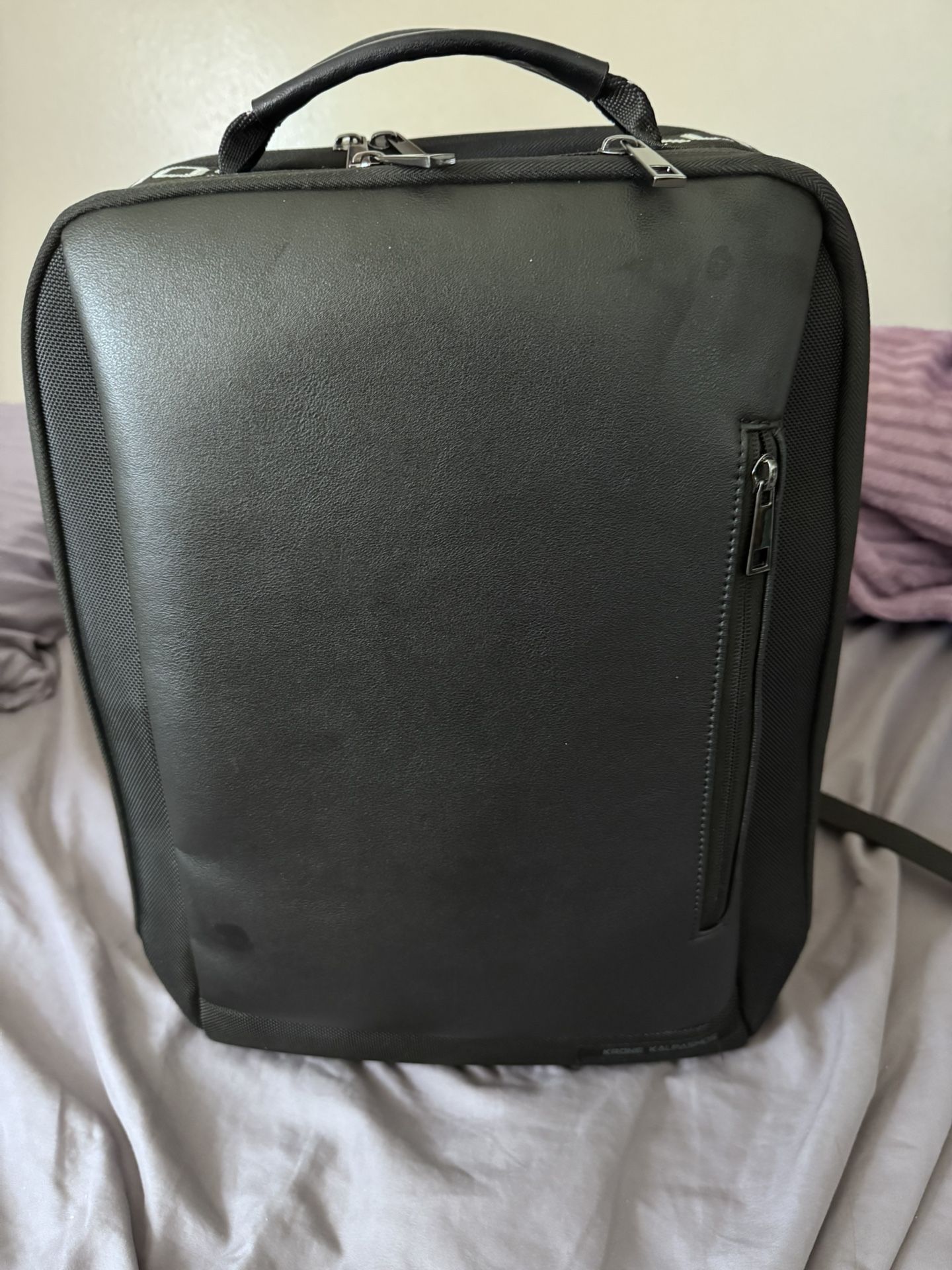Travel Backpack / Carry on - 40L