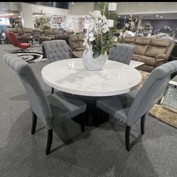 5 Pc dining table 
