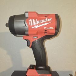 M18 High Torque Impact Wrench 