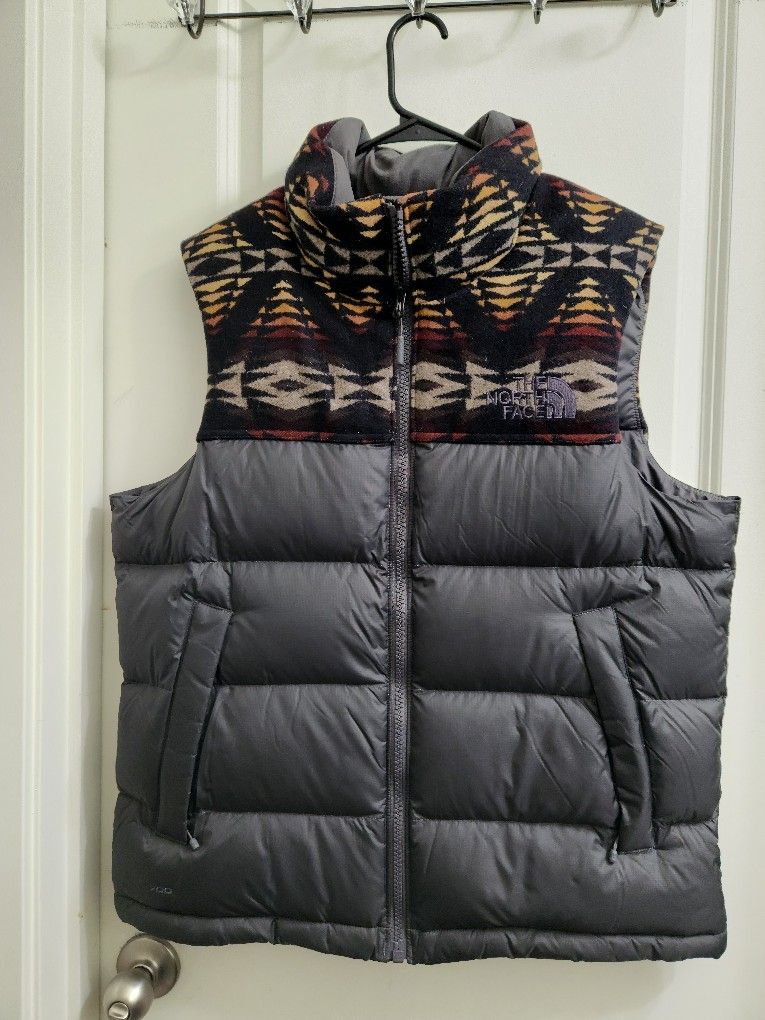 Northface Pendelton Nuptse Vest 700