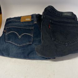 Levi Low Rise Skinny Denim Curve Size Medium B
