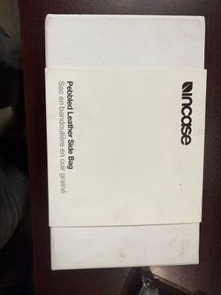Incase pebbled Leather side bag
