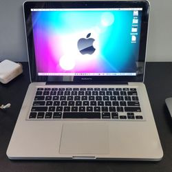 13" Macbook Pro i5, Latest MacOS Monterey Software Great for Creative, DJ, Music, or Podcaster! 

