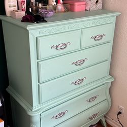 Green Dresser
