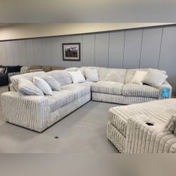 STUPENDOUS ALLOY 3 PIECE SECTIONAL