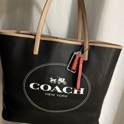 Coach Tote 