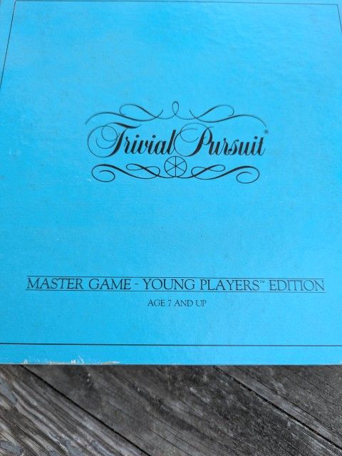 Trivial Pursuit Board Game