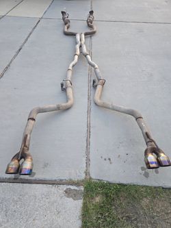 Dodge Challenger Hellcat exhaust system