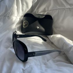 Ray-Ban Jackie Ohh II Sunglasses – RB4098 (Black/Gradient, Made in Italy)