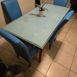 Kitchen Table 