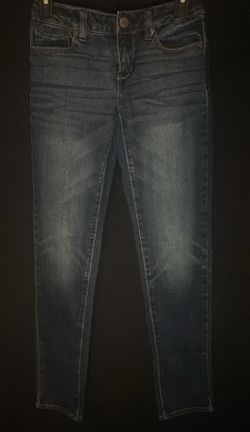 Forever 21 Dark Wash Skinny Jeans 