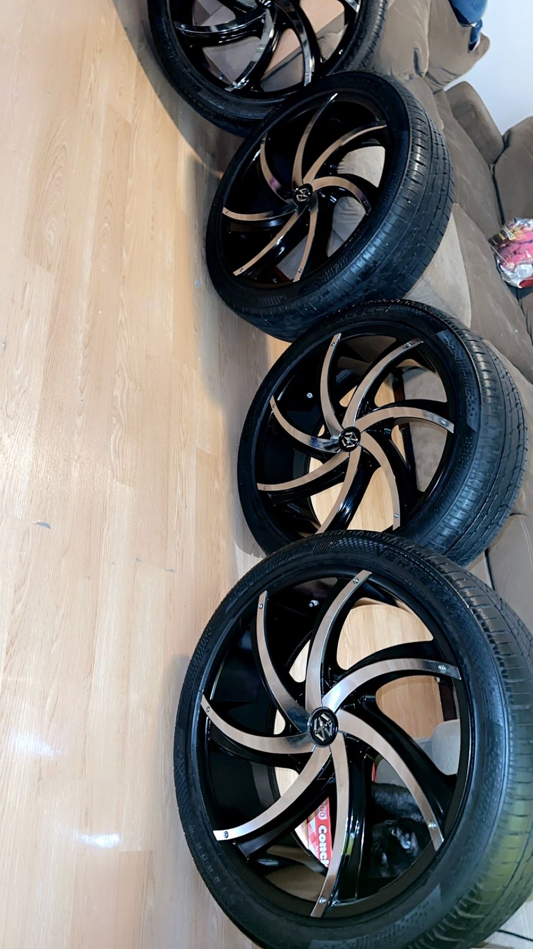 Massiv Rims And Tires Like New 22”