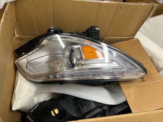 Headlight Assembly Compatible With Buick Enclave 2013-2017 HID/Xenon Non-AFS Headlight Adaptive Headlamp Left Driver Side w/DRL Running Lamp.