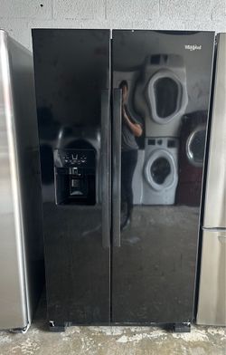 Whirpool black side by side Refrigerator