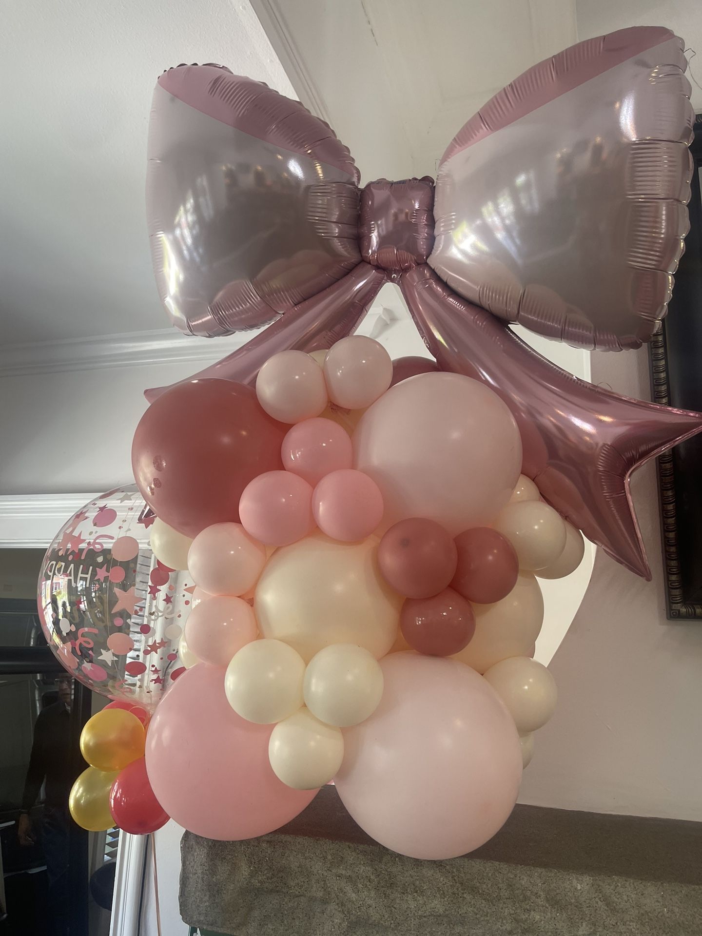2 Different Shades Of Pink With Bow Balloon Arrangements