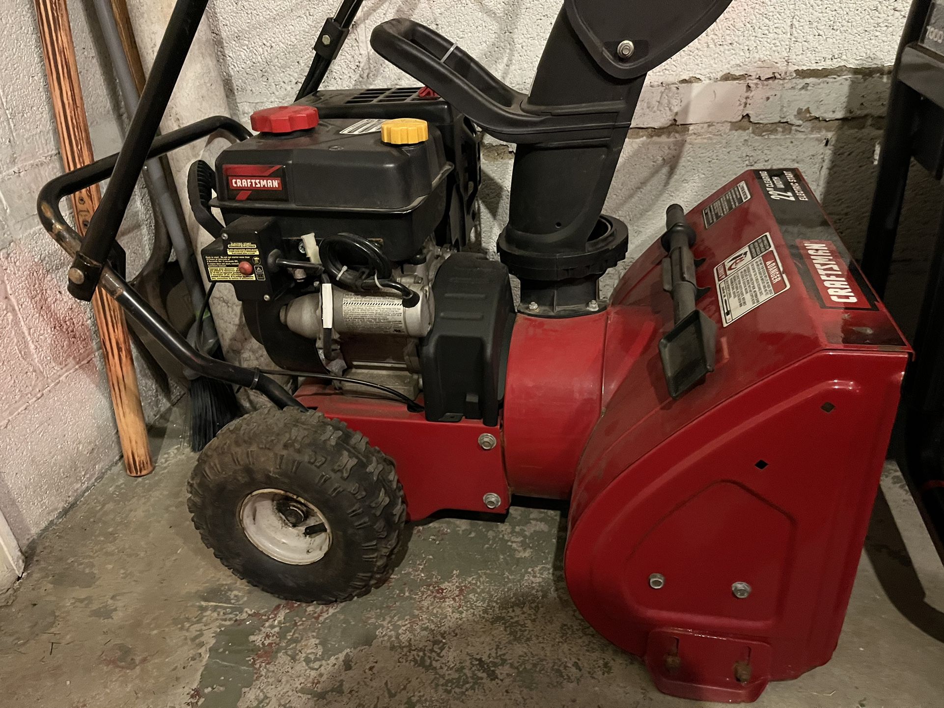 Craftsman Snowblower for Sale in Chicago, IL OfferUp