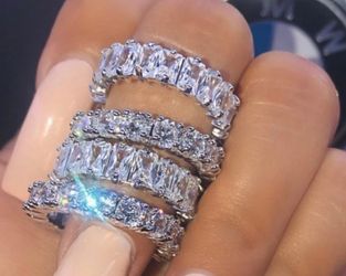 Wedding ring/engagement ring