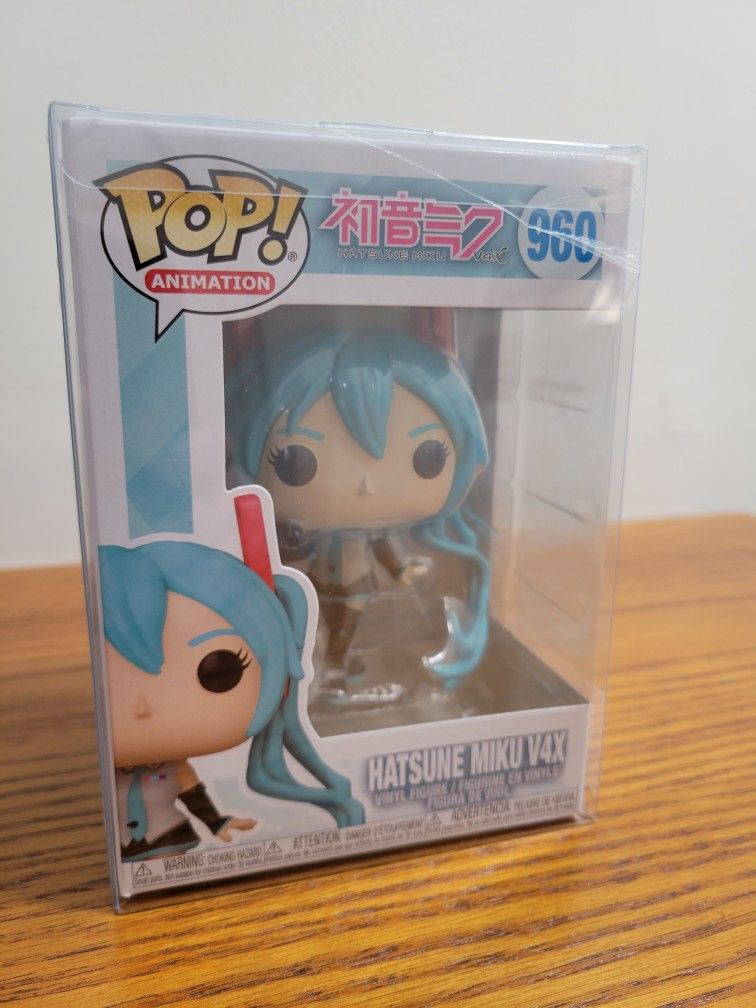 Funko POP! Hatsune Miku V4X #961 w/Protective Case