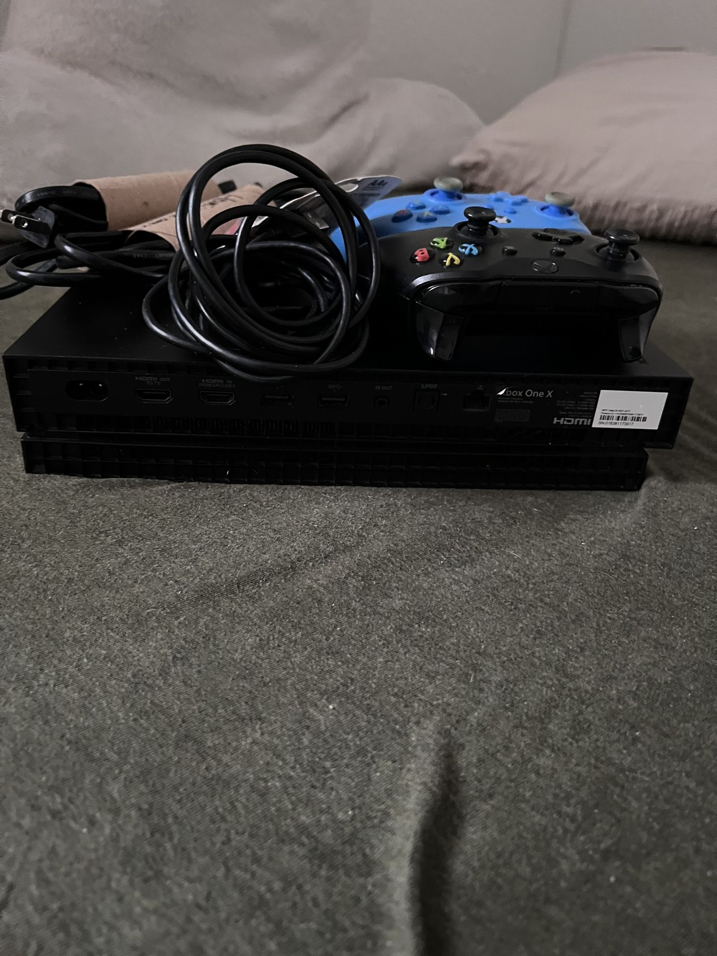 Xbox One X Black