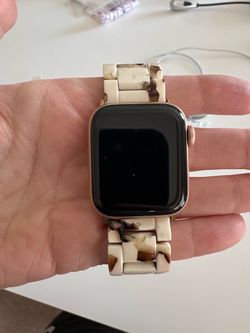 Apple Watch SE 40 mm rose gold