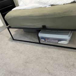Queen Metal Bed frame 
